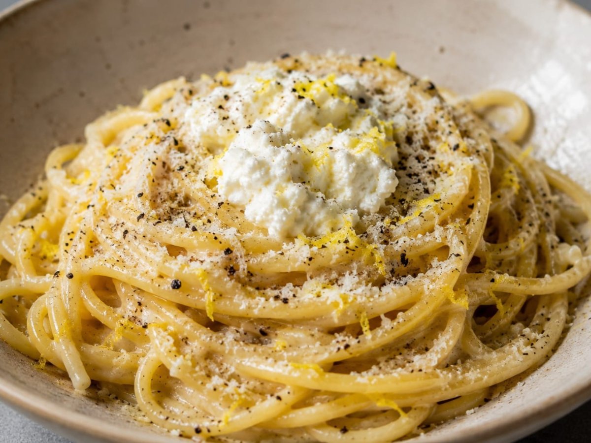 Cacio e pepe met ricotta en citroen