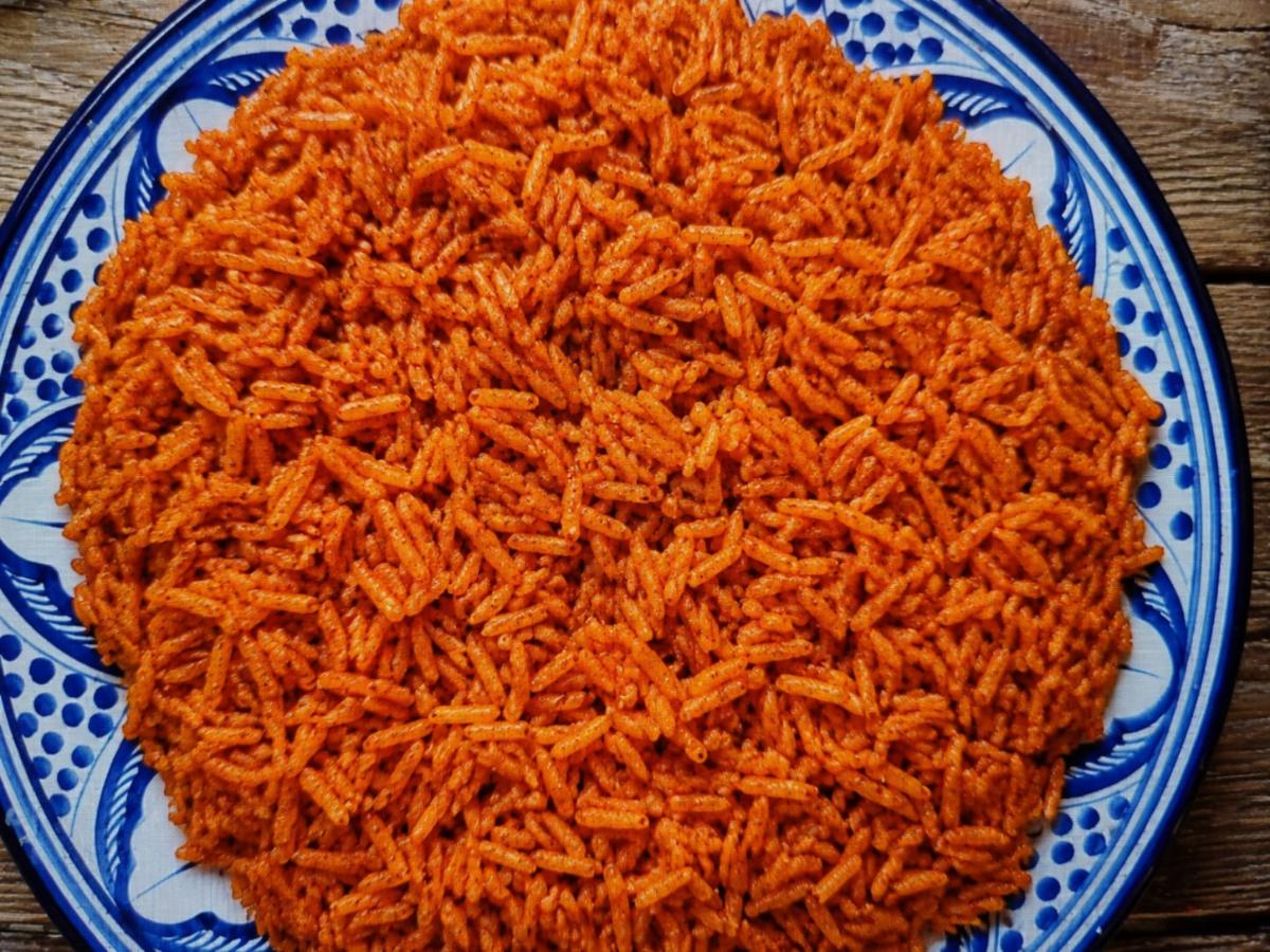 Ghanese jollof rijst met groenten