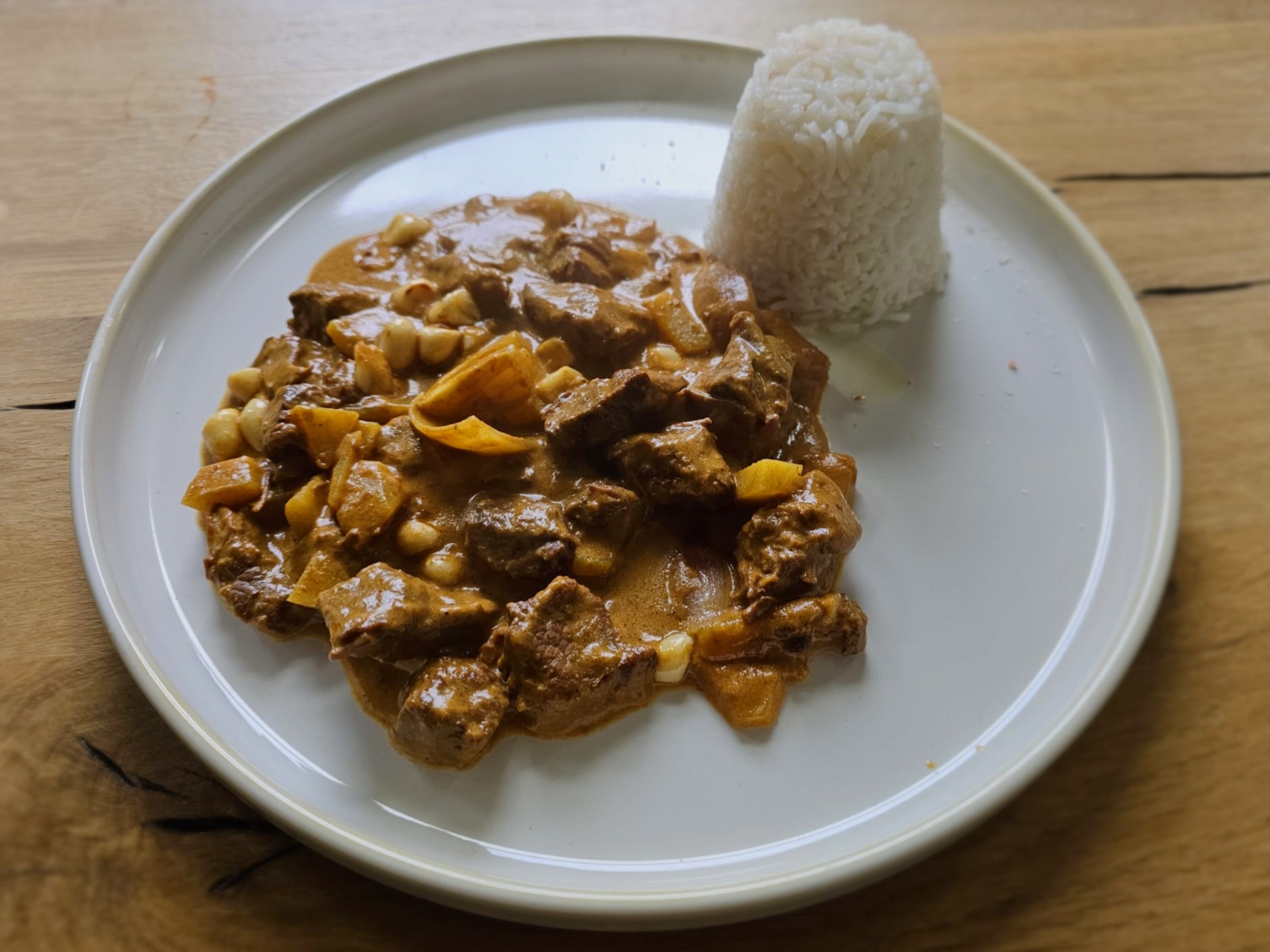 Thaise massaman rundvlees curry