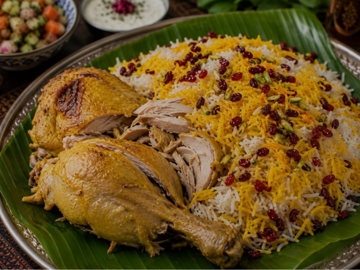 Zereshk polo morgh — kip met barberry rijst